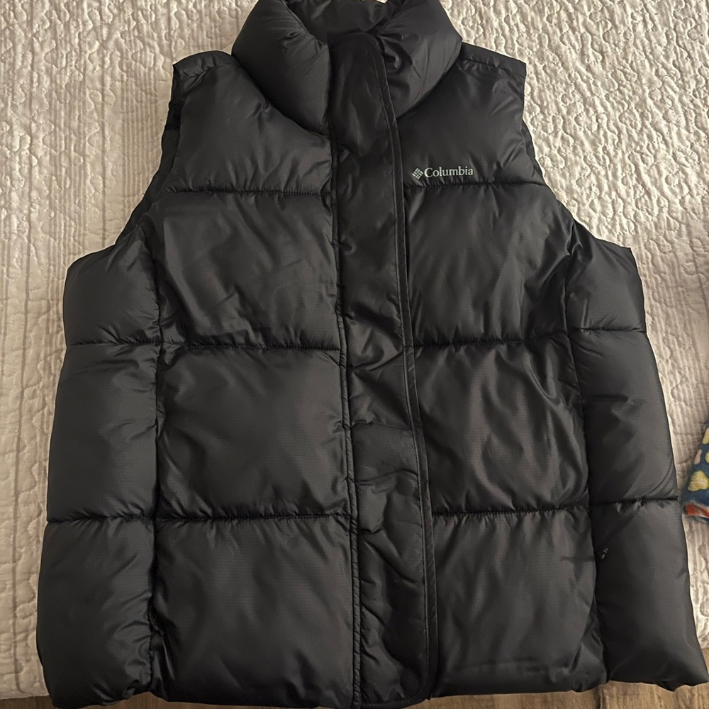 Columbia Puffer Vest